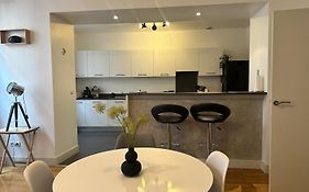 Spacieux Appartement 2 Chambres Plein Coeur De Perpignan